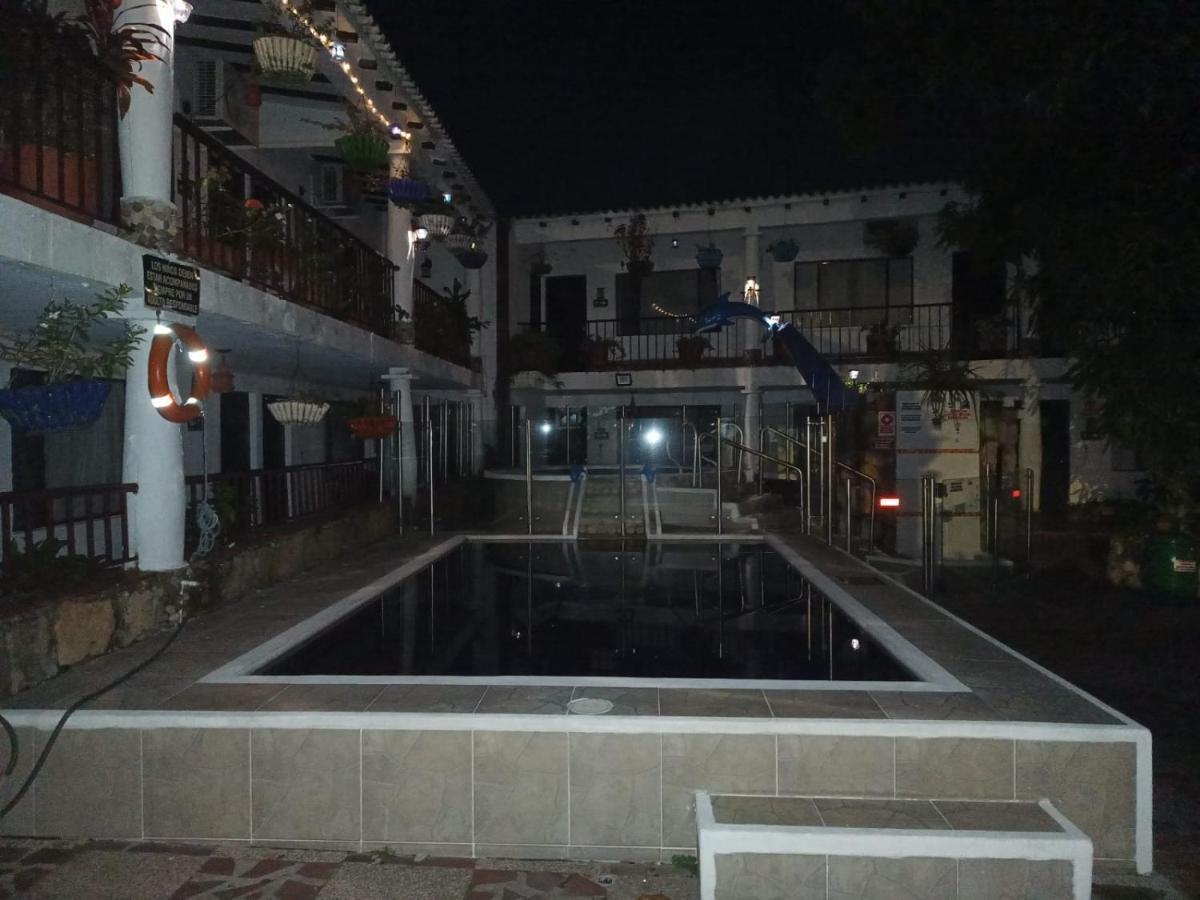 Hotel Villa Maritza Melgar Exteriér fotografie