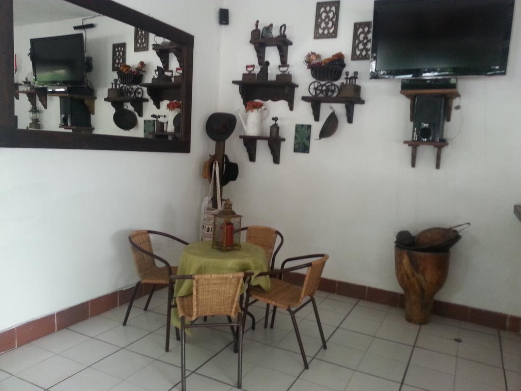 Hotel Villa Maritza Melgar Exteriér fotografie